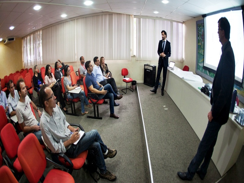 Sistema Alternativo de Bicicletas Públicas é apresentado a empresas e ONGs de Aracaju - SMTT Aracaju